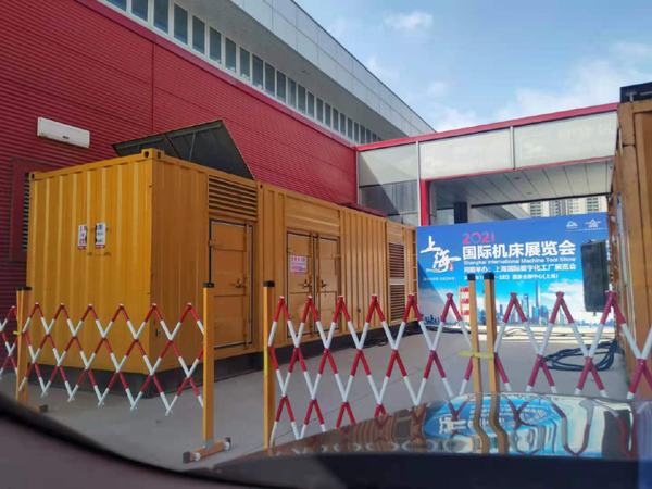 昌江发电车出租-发电机无电压或电压太低怎么办?