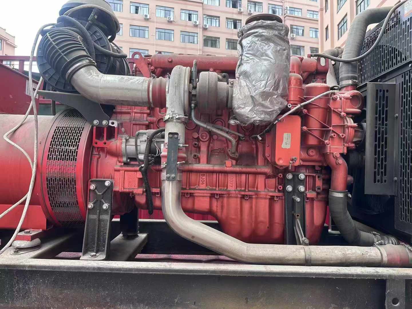 昌江如何选择适合 600kW 柴油发电机组的过载保护器？