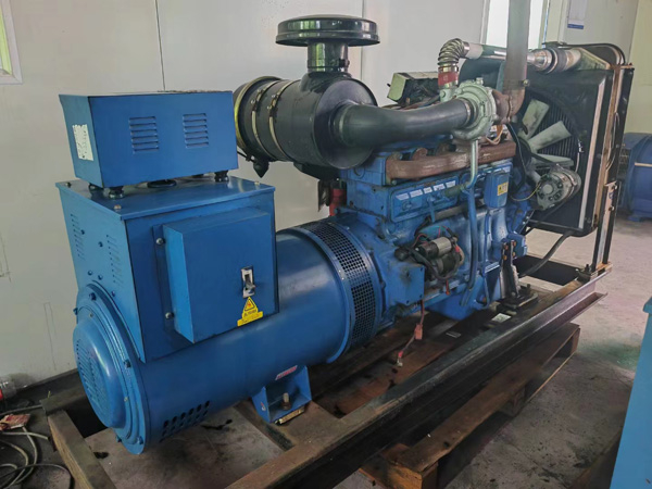 昌江100kW柴油发电机组使用多级机油有哪些优缺点？